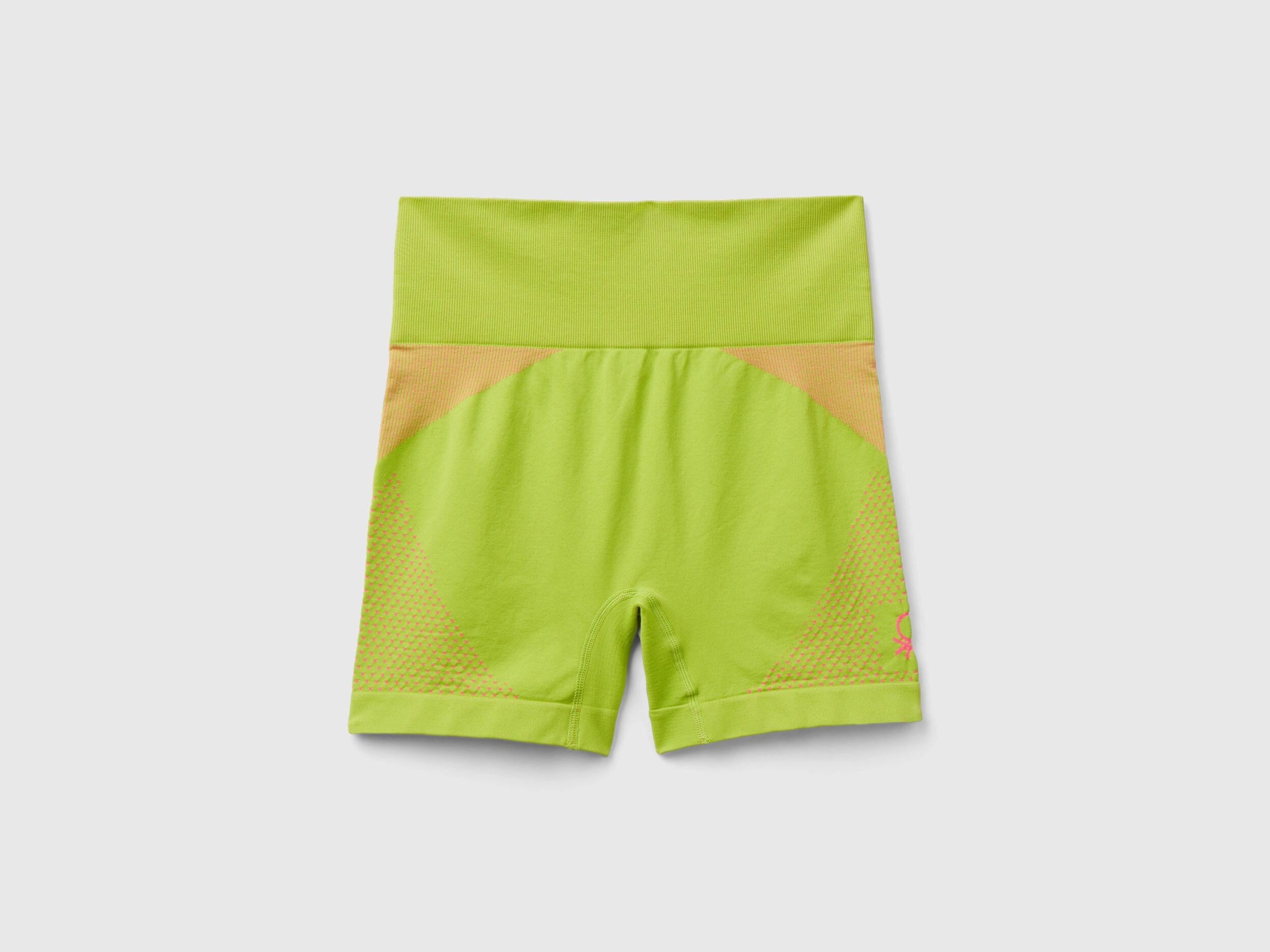 Seamless Sports Shorts_189T3900E_2C7_04