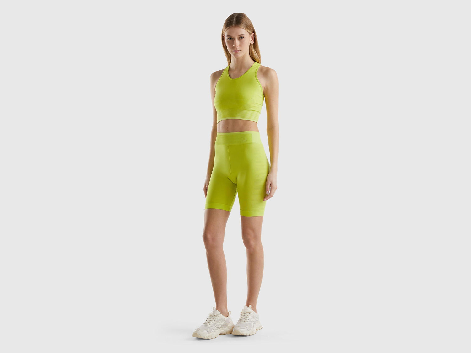 Seamless Sports Crop Top_1KIJ3H009_2C7_03