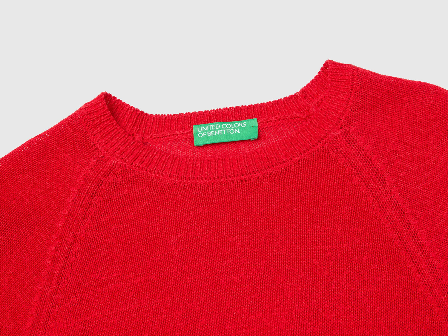 Benetton Red Women Oversized Sweater in Linen Blend SKU: 1MMXD10H6_155 Image 03