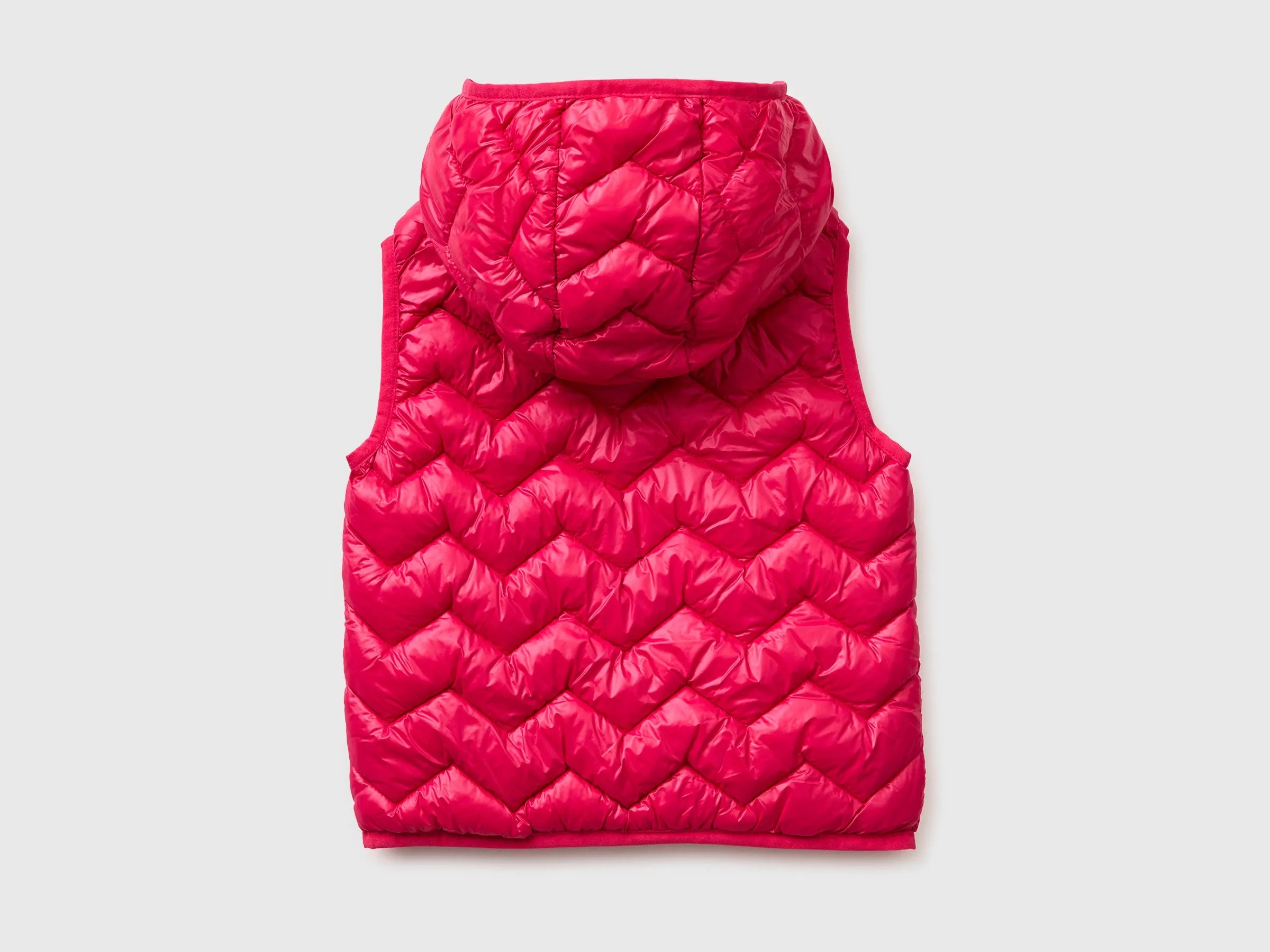 Benetton Fuchsia Girls Sleeveless Jacket with Hood SKU: 21INGJ00H_12E Image 02