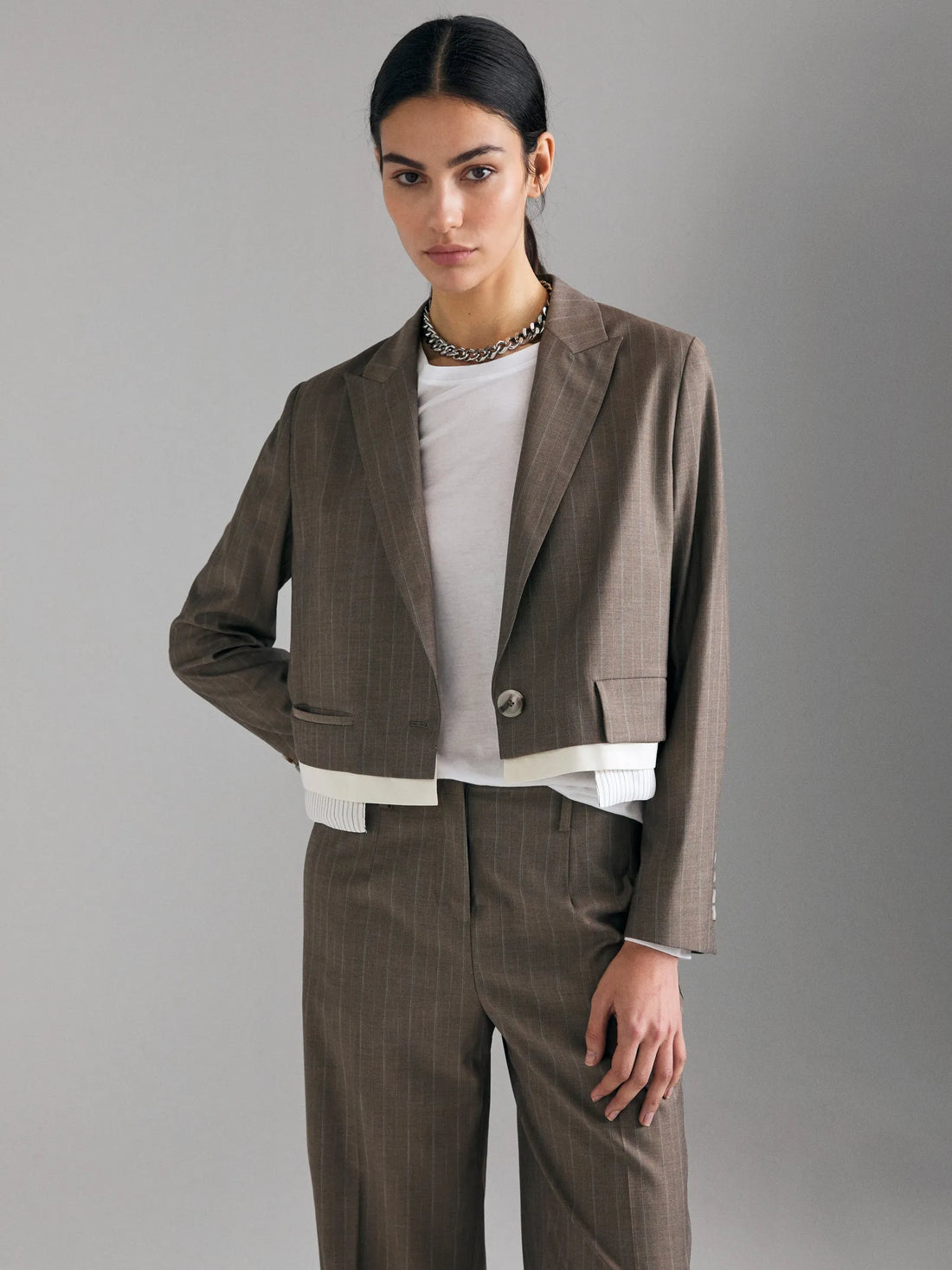 Sisley Brown Women Striped Cropped Blazer SKU: 21Q6LW041_901 Image 03