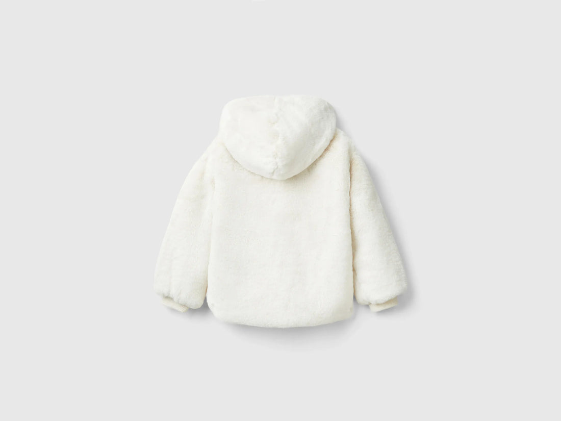 Benetton_Creamy White_Jacket in Faux Fur_2Q6TCN05E_0R2_02
