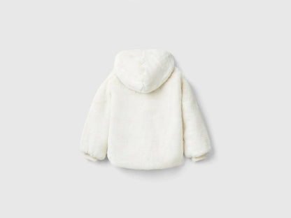 Benetton_Creamy White_Jacket in Faux Fur_2Q6TCN05E_0R2_02