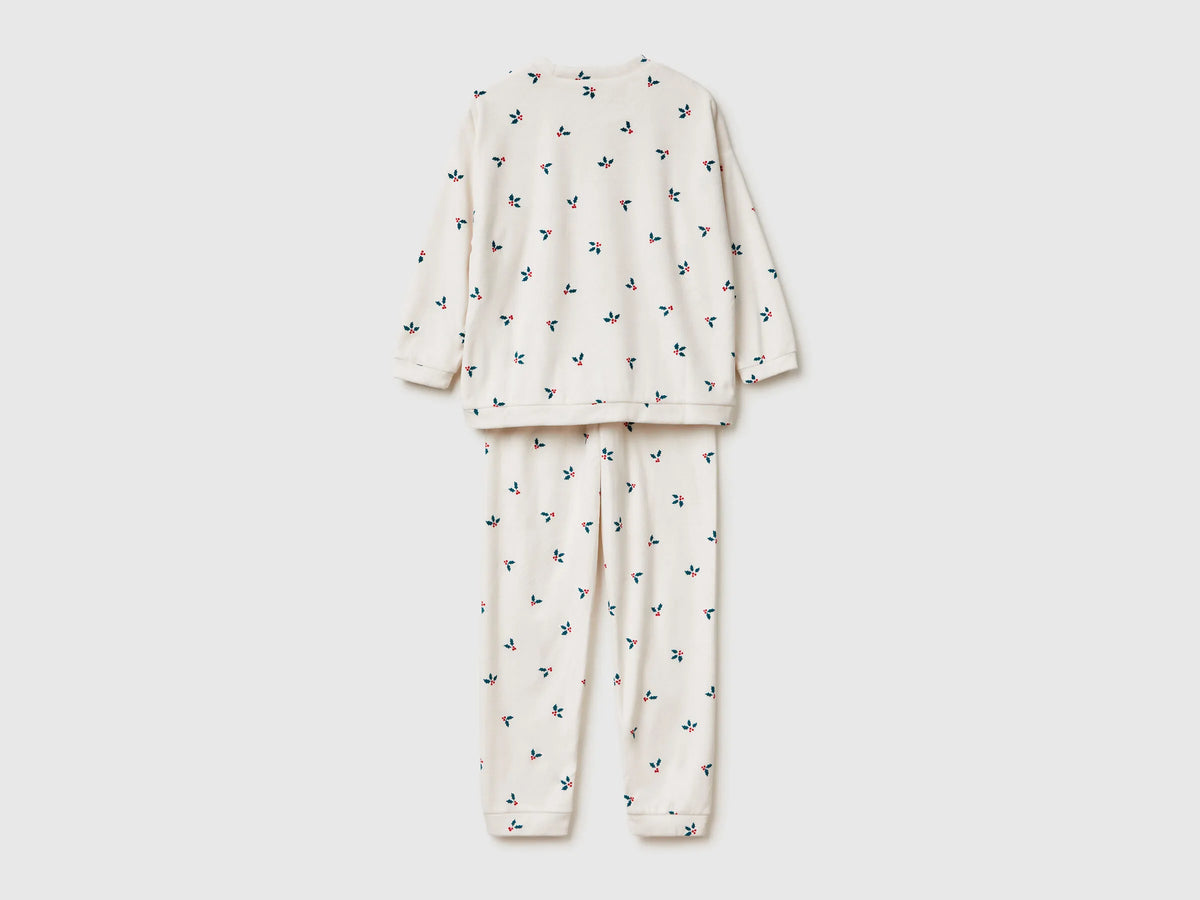 Benetton Creamy White Girls Christmas Pyjamas with Holly SKU: 312W0P09R_67P Image 02