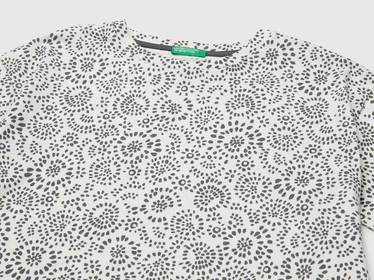 Benetton Multi-Color Girls Printed Cropped T-Shirt SKU: 31M0C10TW_72W Image 03