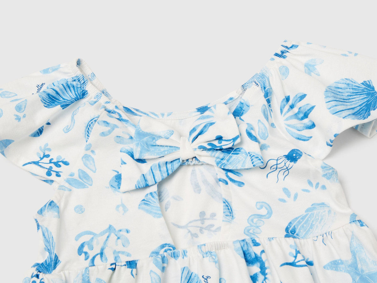 Benetton_White Dress with Blue Shells_34VAGV010_73H_03