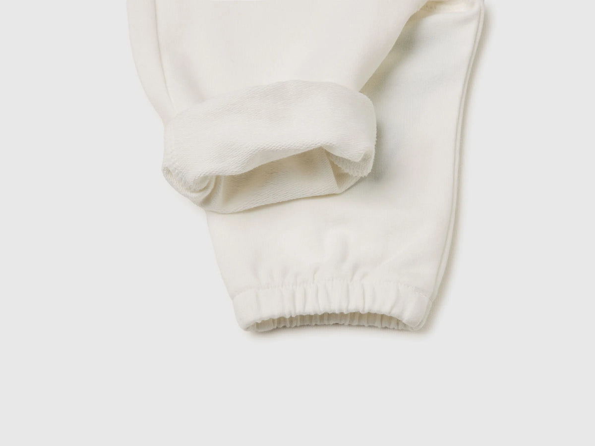 Benetton Creamy White Newborn Trousers with Embroidery on The Back SKU: 35FNAF029_074 Image 03
