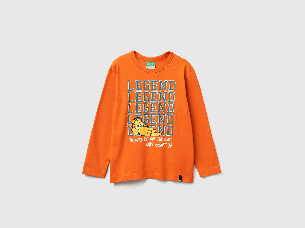 Benetton_Orange_T-Shirt Featuring Garfield ©2025 By Paws, Inc._35RYC10QA_04J_01