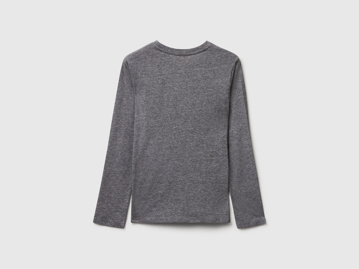 Benetton_Dark Gray_T-Shirt with Glitter Print_35RYC10QE_507_02