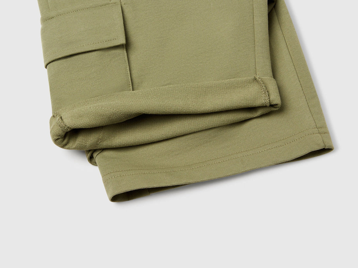 Benetton_Cargo Shorts in Light Sweat Fabric_39DJC902N_26K_03