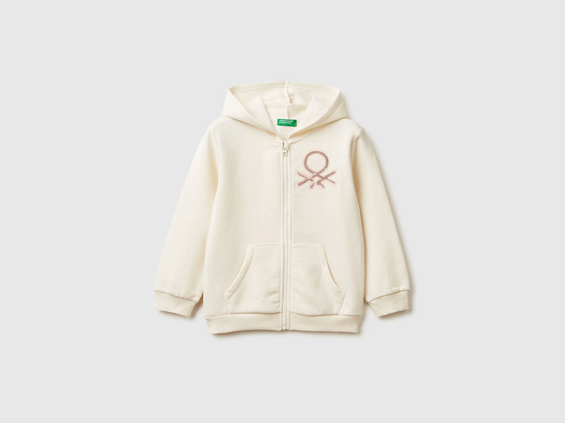 Benetton_Creamy White_Sweatshirt with Zip and Sequins_39M2G5045_0R2_01