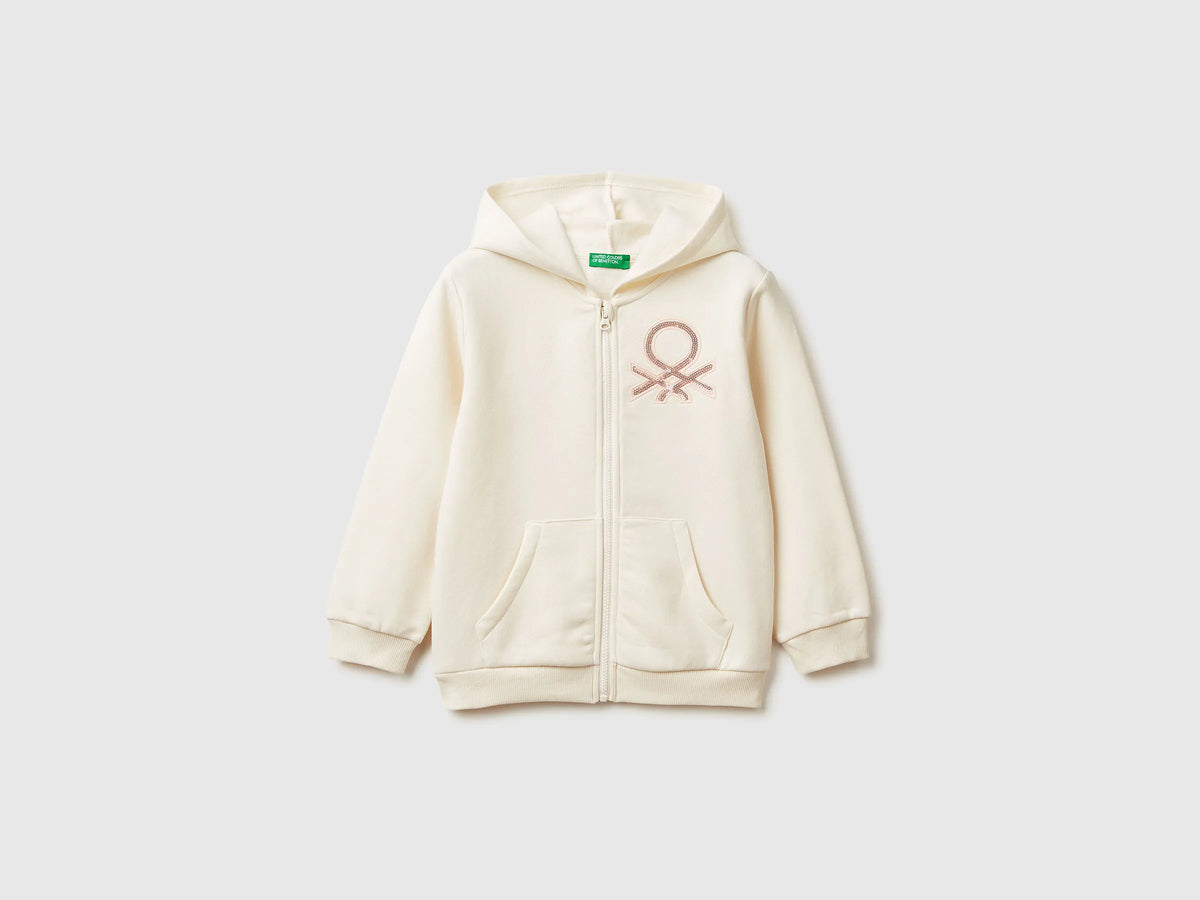 Benetton_Creamy White_Sweatshirt with Zip and Sequins_39M2G5045_0R2_01