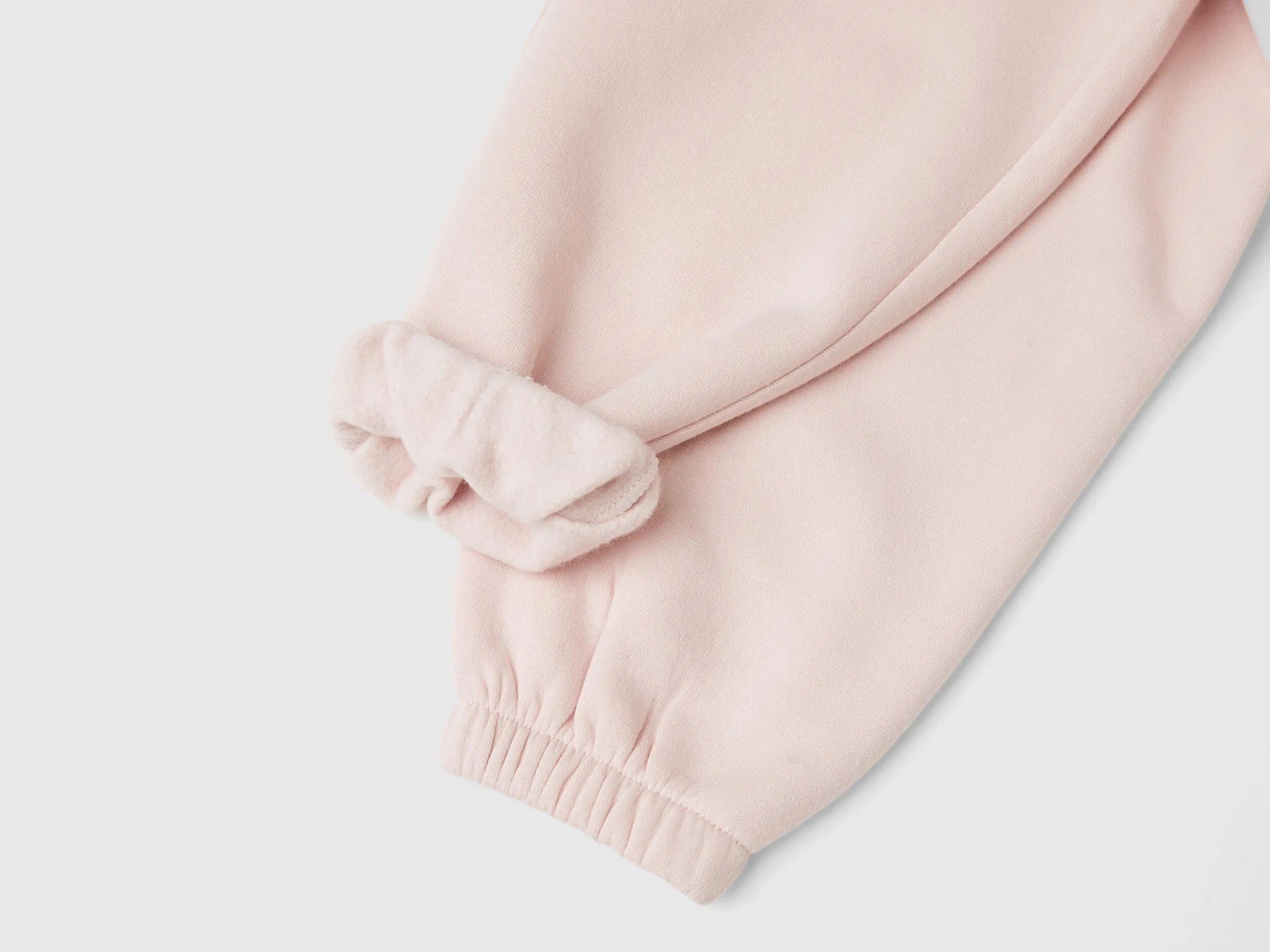 Benetton_Soft Pink_Sweat Joggers with Drawstring_39M2GF04F_3V5_03