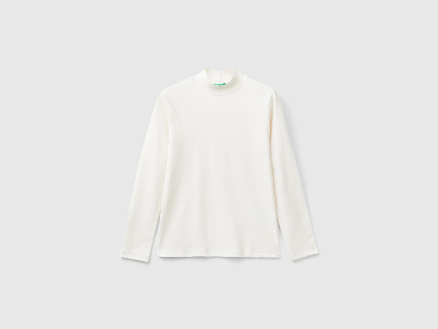 Ribbed Knit Turtleneck T-Shirt_3AOUC202V_0R2_01