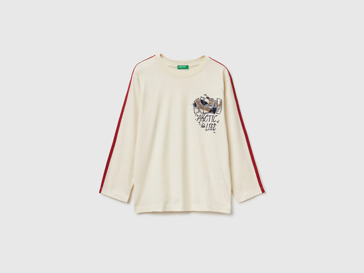 Benetton_Creamy White_T-Shirt with Graffiti Print_3ATNC10R7_3C9_01