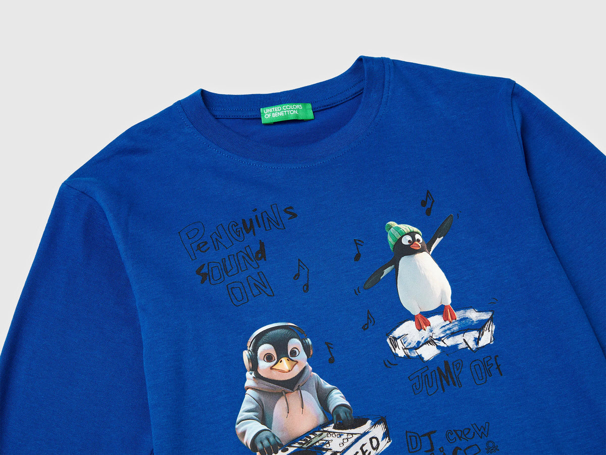 Benetton_Bright Blue_T-Shirt with Print on Front and Back_3ATNG10KV_19R_03