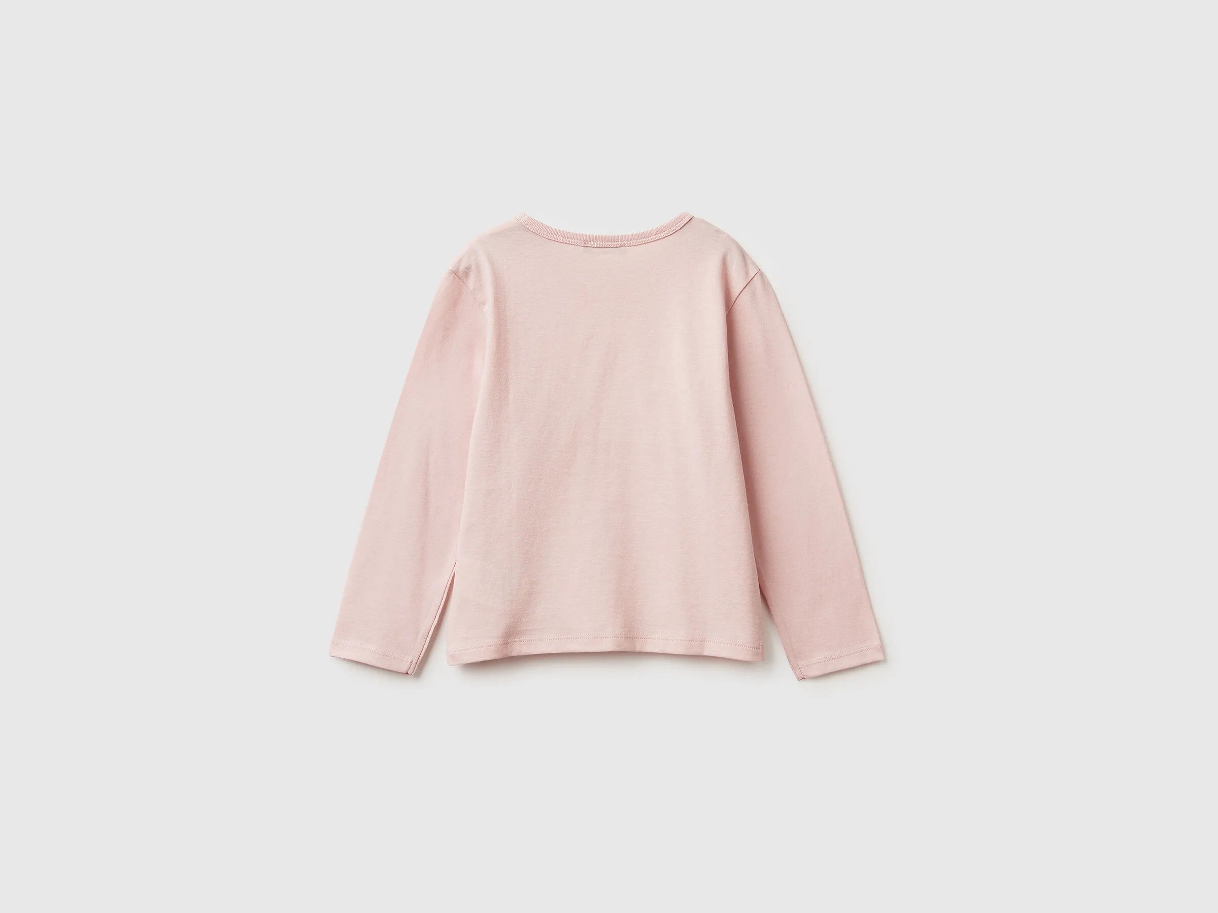 Benetton_Soft Pink_T-Shirt with Print and Sequins_3ATNG10KZ_3V5_02