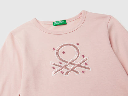 Benetton_Soft Pink_T-Shirt with Print and Sequins_3ATNG10KZ_3V5_03