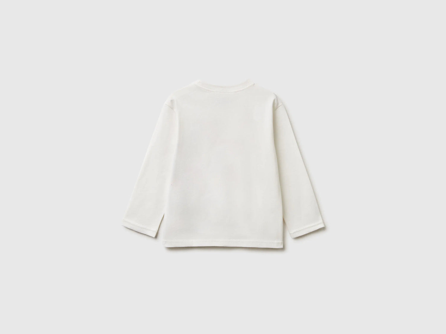 Benetton_White_Taz ©Looney Tunes Christmas T-Shirt_3ATNG10L4_074_02