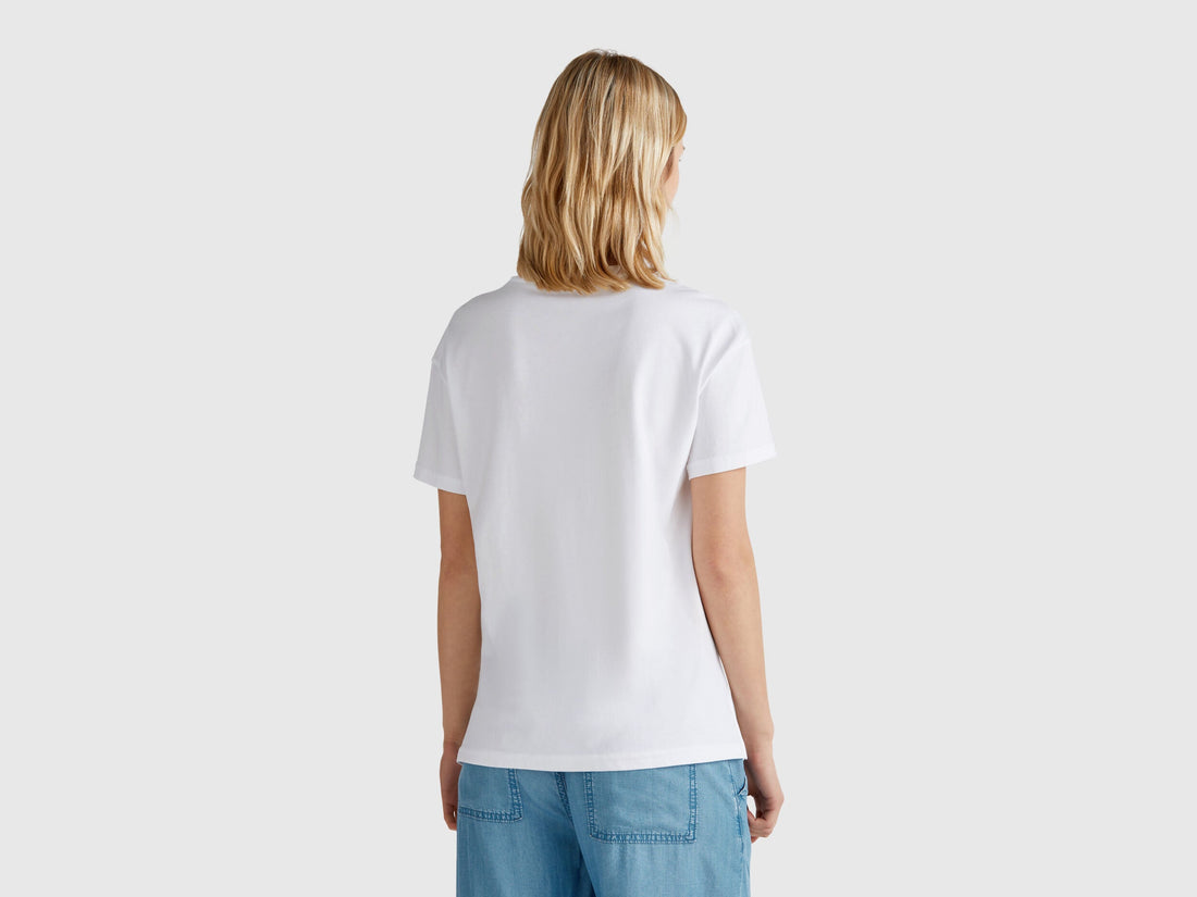 Benetton_Regular Fit T-Shirt with Floral Print_3BL0D10AK_101_02