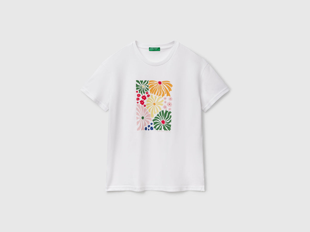 Benetton_Regular Fit T-Shirt with Floral Print_3BL0D10AK_101_03
