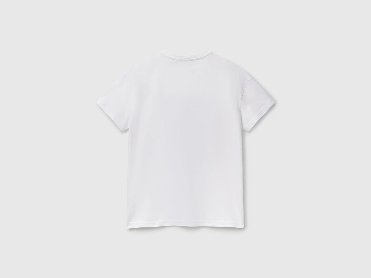 Benetton_Regular Fit T-Shirt with Floral Print_3BL0D10AK_902_04