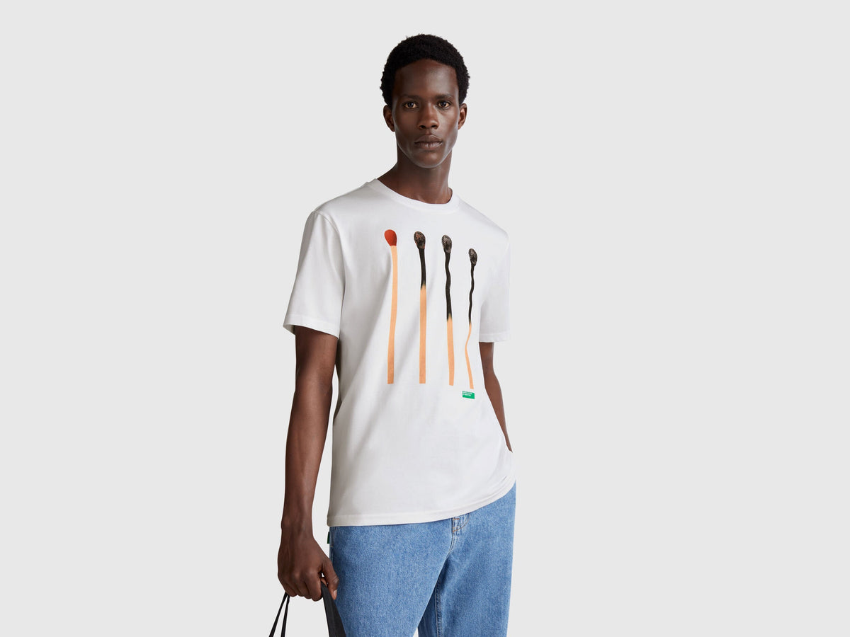 Benetton_T-Shirt with Photographic Print_3BL0U10AG_903_01
