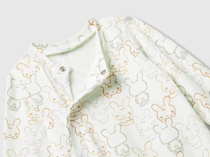 Benetton_White_Onesie with Bunny Print_3DKAAT016_65C_03