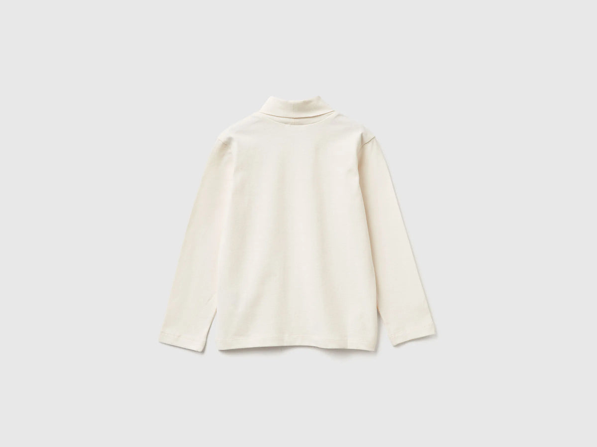 Benetton_Creamy White_Turtleneck T-Shirt in Warm Stretch Cotton_3DKEG10JU_0R2_02