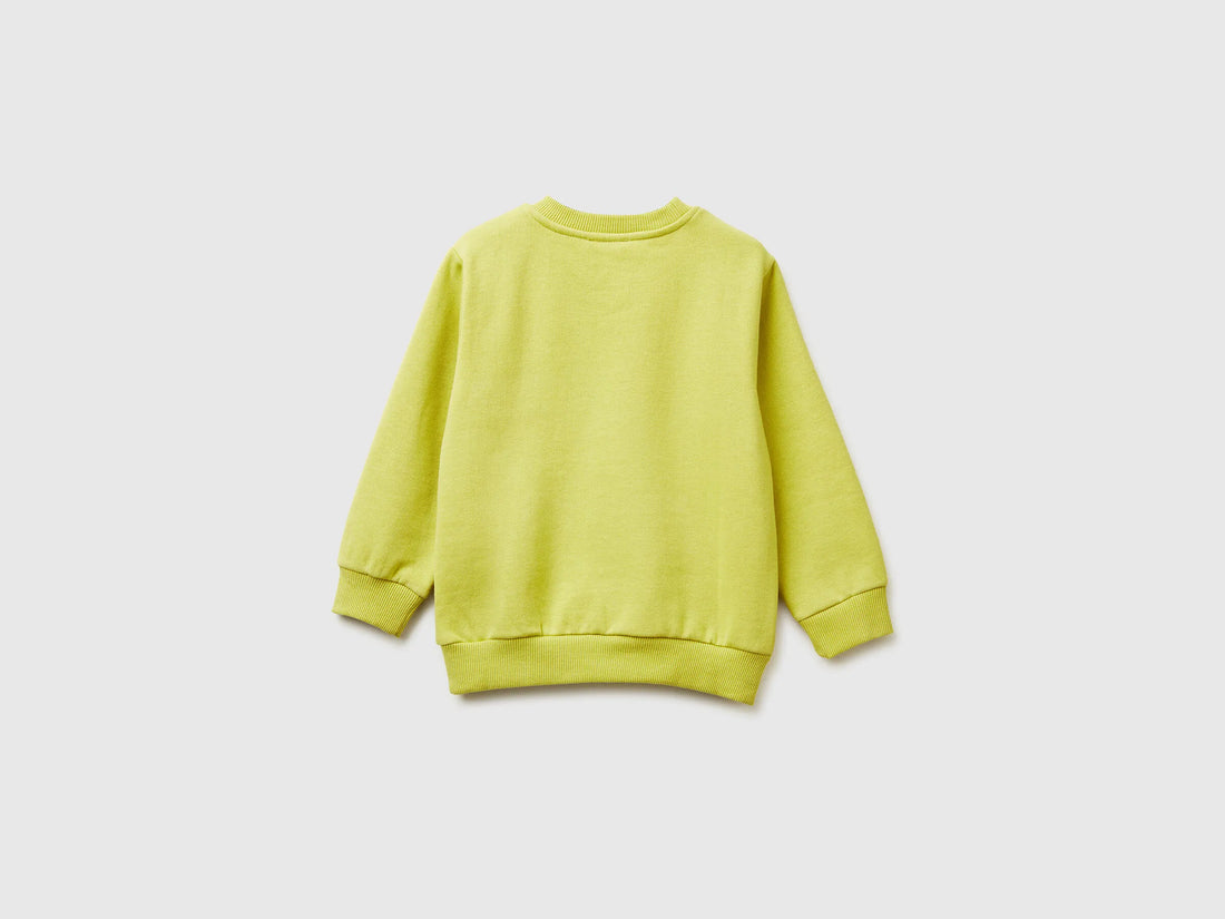 Benetton_Yellow_Warm Sweatshirt with Kangaroo Pocket_3EB5G10KS_0Y6_02
