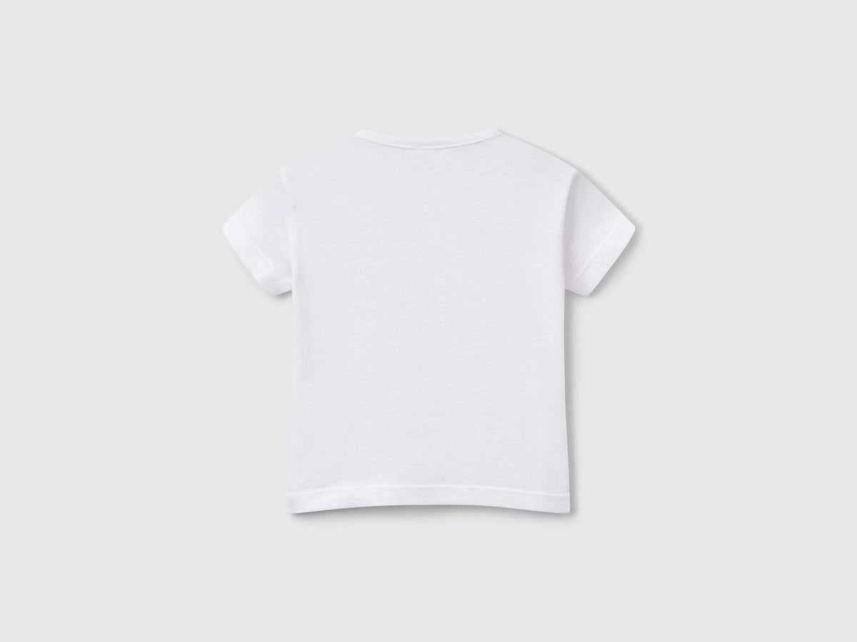 Benetton_T-Shirt with Henley Neck_3F4JA105S_101_02