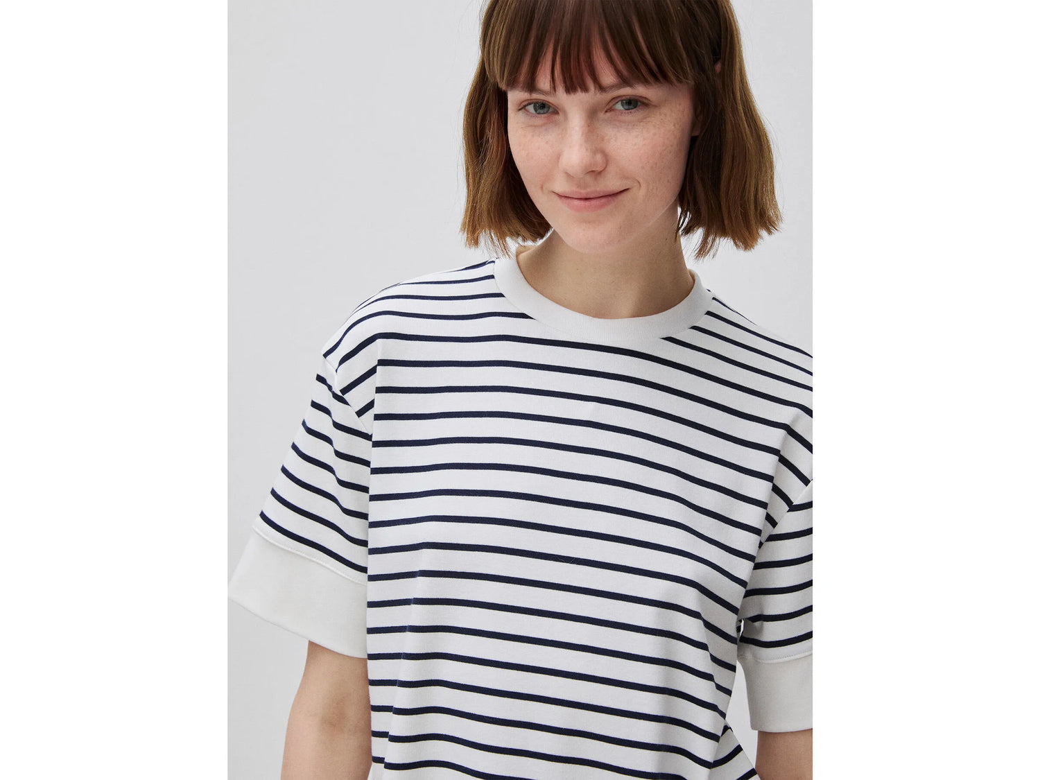 Benetton Dark Blue Women Striped Short-Sleeved T-Shirt SKU: 3FLCD10CG_901 Image 04