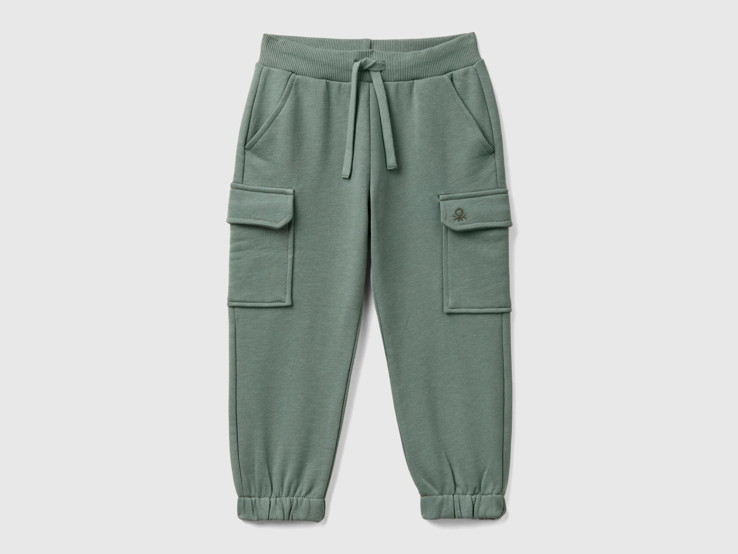 Cargo Sweatpants_3FWYGF045_075_01