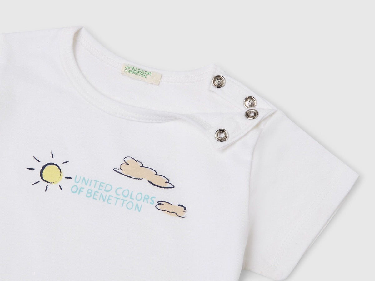 Benetton_T-Shirt_3I1XA1067_101_03