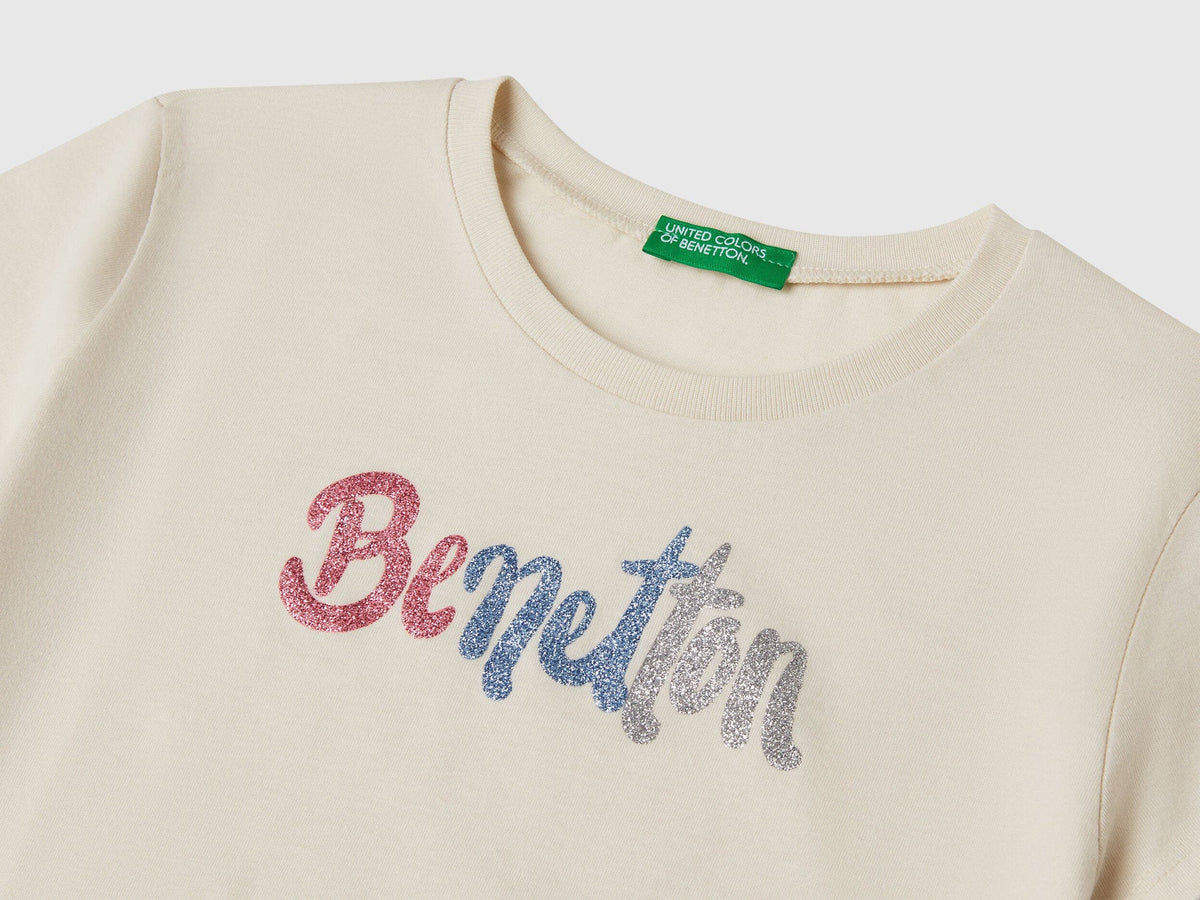 Benetton_T-Shirt with Glittery Logo in Cotton_3I1XC10MZ_00V_03