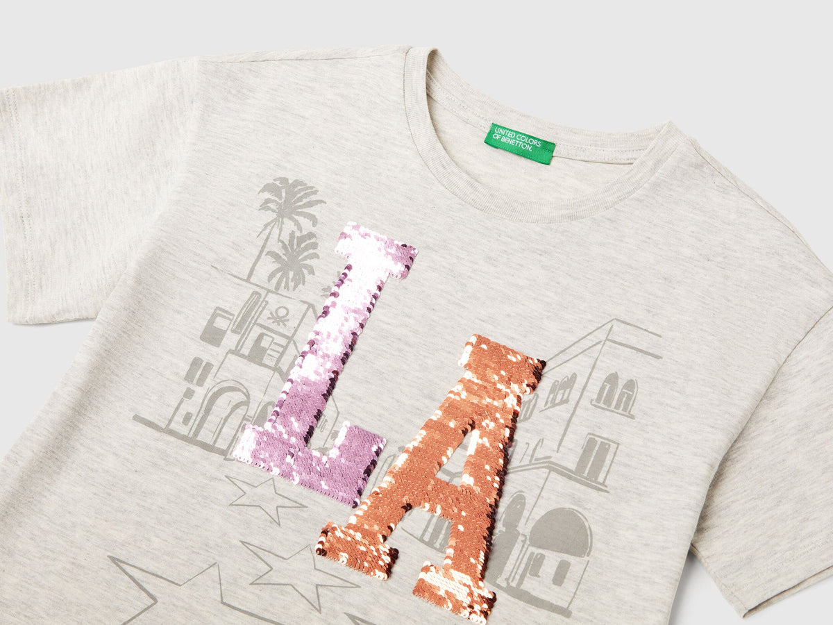 Benetton_T-Shirt with Print and Sequins_3I1XC10NY_517_03