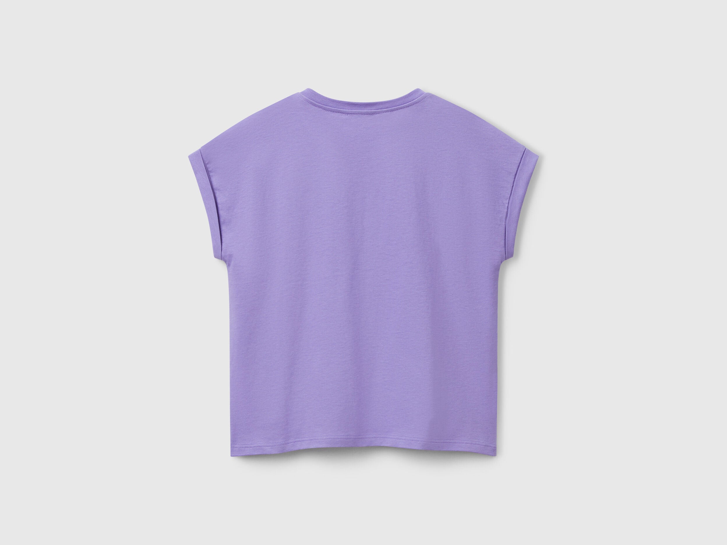 Benetton_Boxy Fit T-Shirt with Print And Glitter_3I1XC10NZ_1W6_02