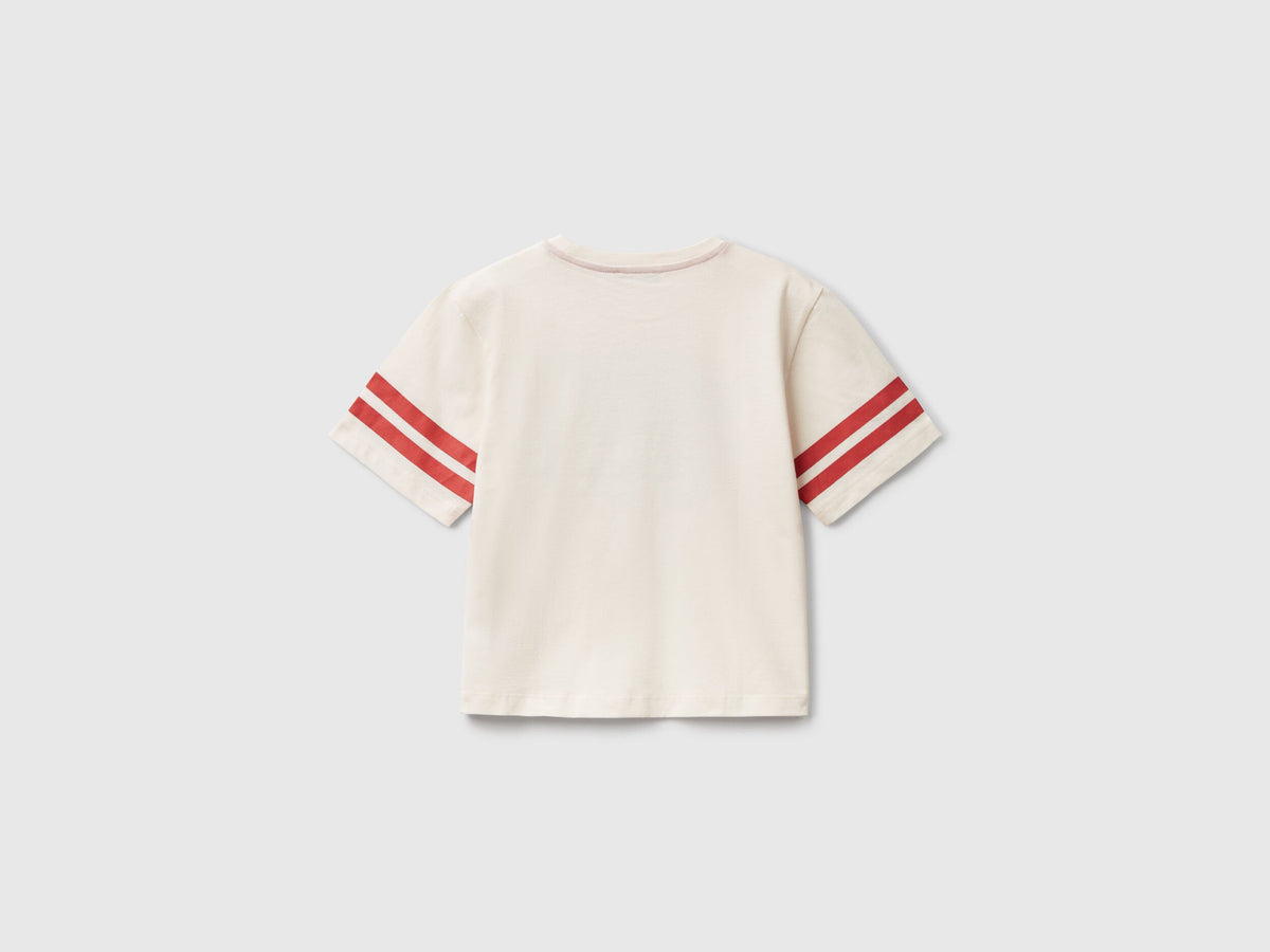 Benetton_Oversized Fit T-Shirt with Photographic Print_3I1XG10IM_0R2_02