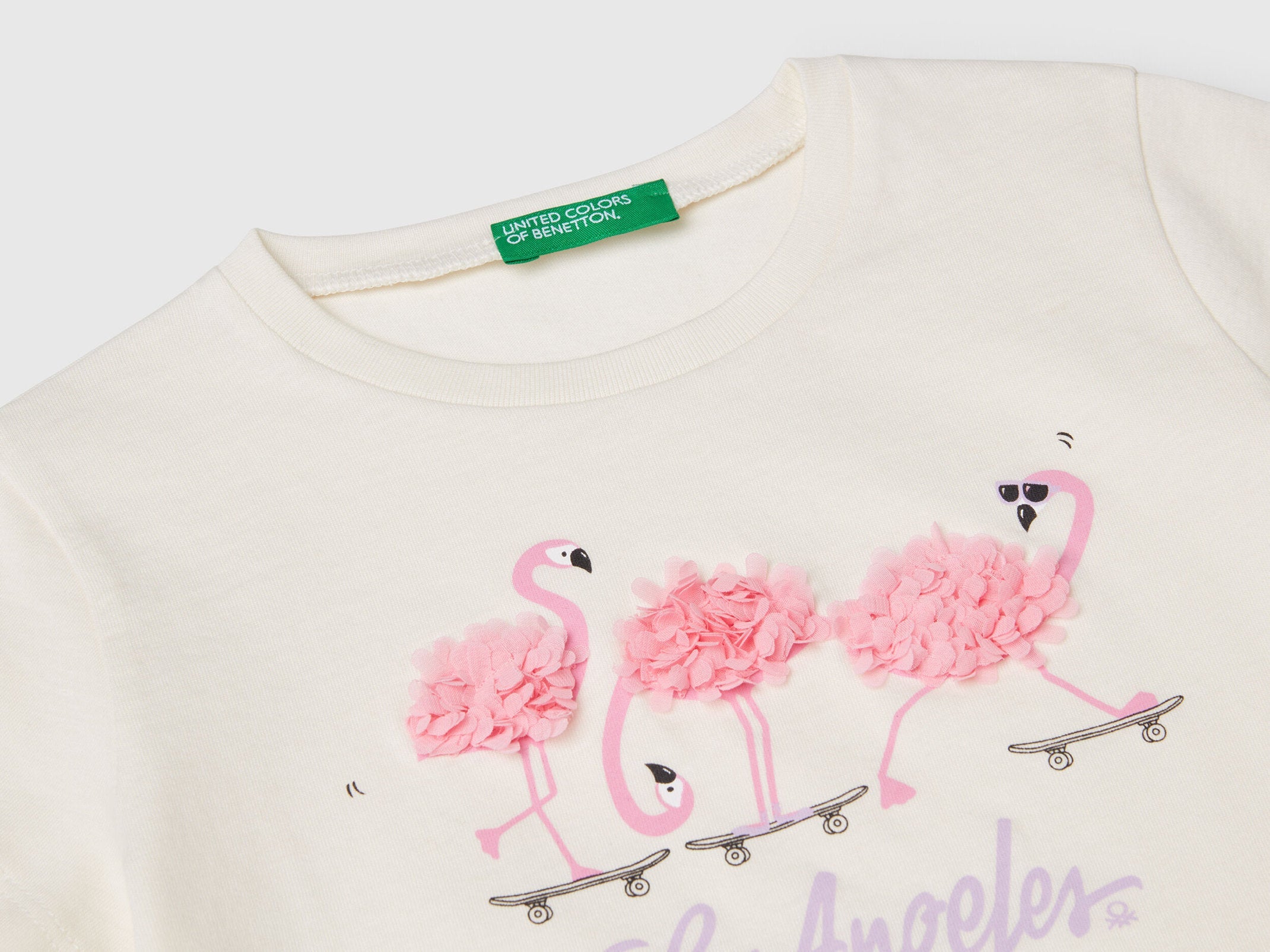 Benetton_T-Shirt with Petal Effect Applique_3I1XG10J1_0R2_03