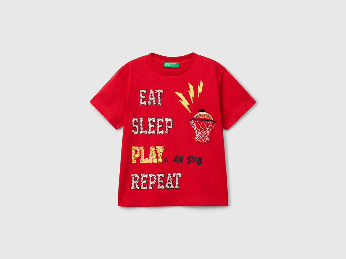 Benetton_T-Shirt with Application_3I1XG10J6_19Q_01
