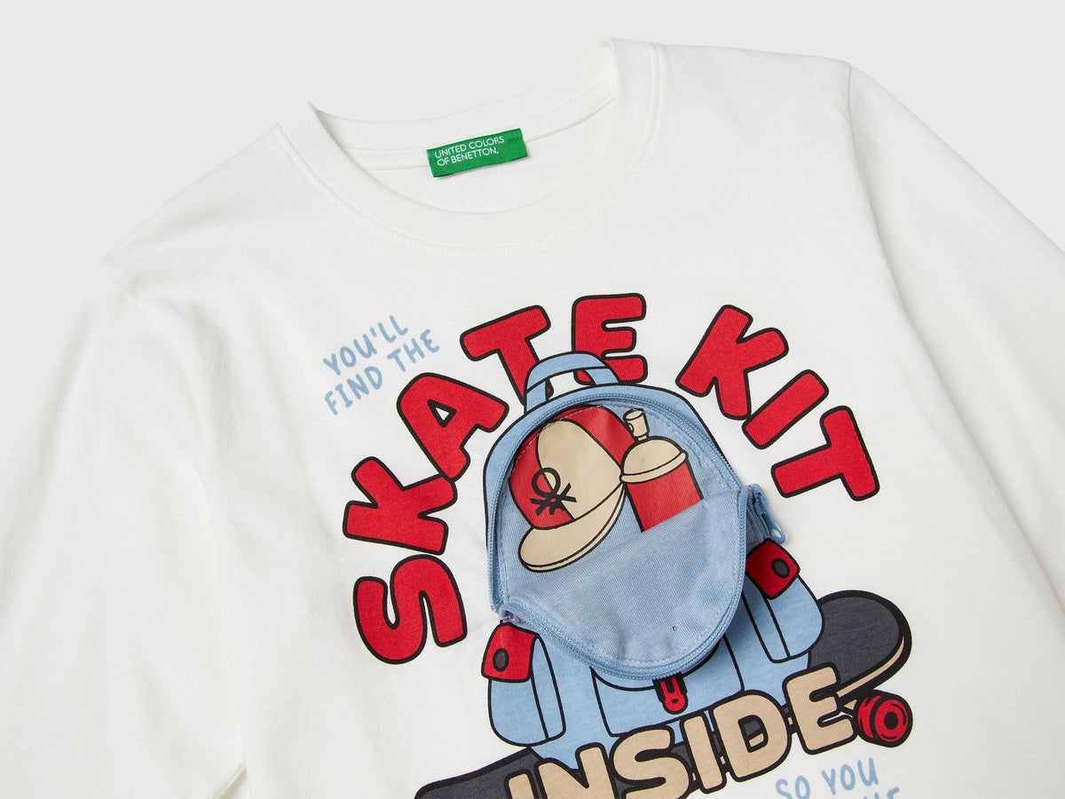 Benetton_Creamy White_T-Shirt with Shark Print and Applique_3I1XG10KQ_074_03