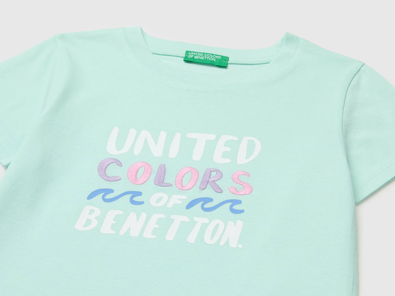 Benetton Multi-Color Girls T-Shirt with Print and Embroidery SKU: 3I1XG10N1_0E6 Image 03