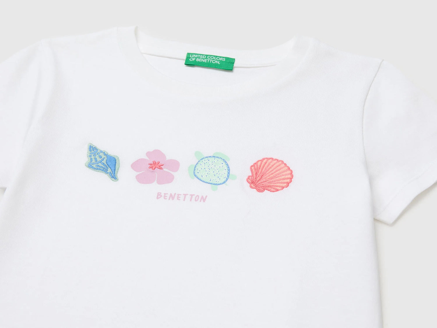 Benetton Multi-Color Girls T-Shirt with Print and Embroidery SKU: 3I1XG10N1_101 Image 03