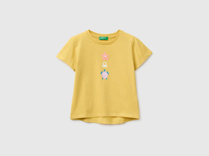 Benetton Multi-Color Girls T-Shirt with Print and Embroidery SKU: 3I1XG10N1_22R Image 01