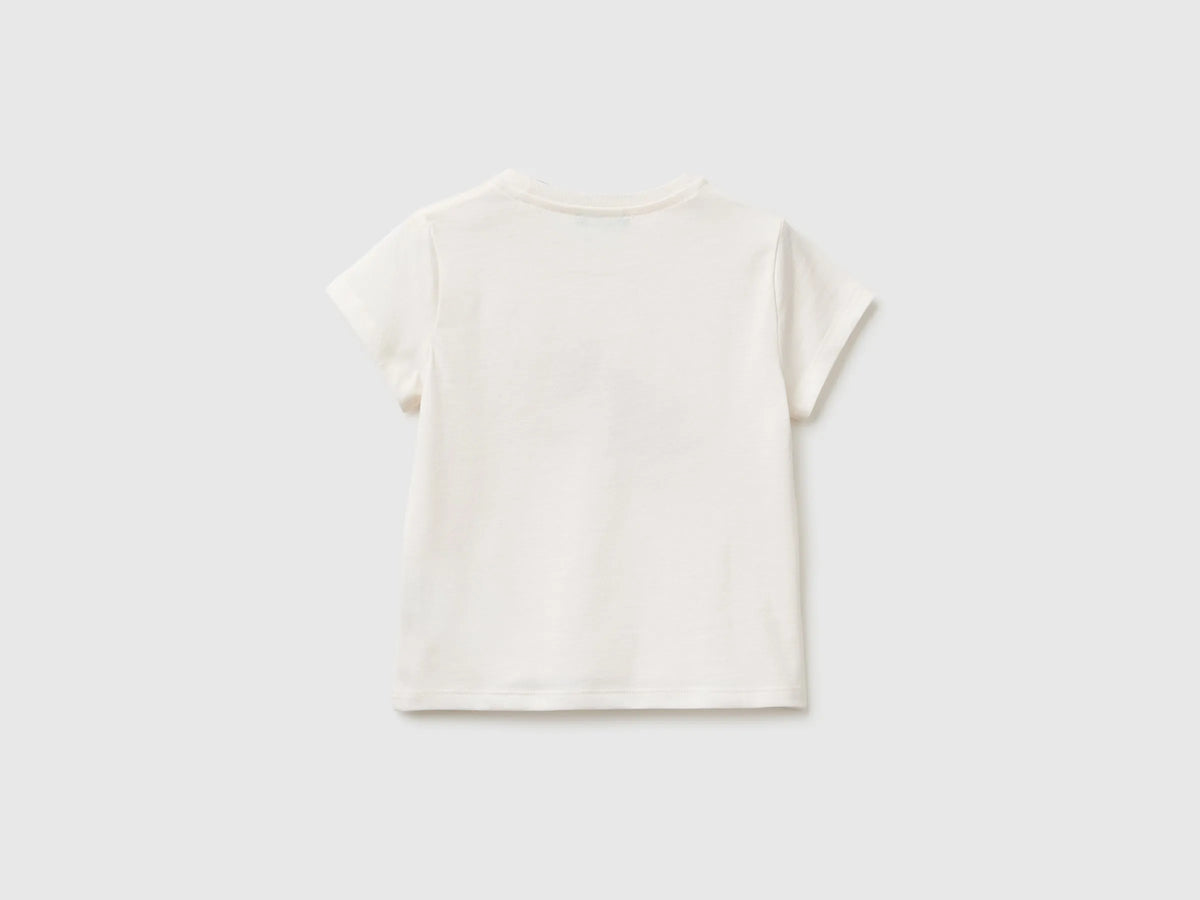 Benetton White Girls Regular Fit T-Shirt with Print SKU: 3I1XG10N5_00E Image 02