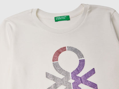 Benetton_Creamy White_Long Sleeve T-Shirt with Glitter Print_3I9WC10JR_074_03