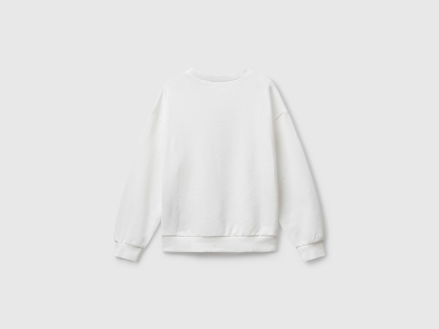 Benetton_Creamy White_Sweatshirt with Glittery Logo Print_3J68C10Q0_074_02