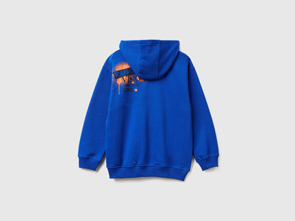 Benetton_Bright Blue_Boxy Sweatshirt with Prints_3J68C505G_19R_02