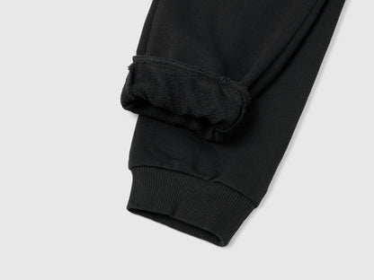 Benetton_Black_Sweatpants with Logo_3J68CF02H_100_03