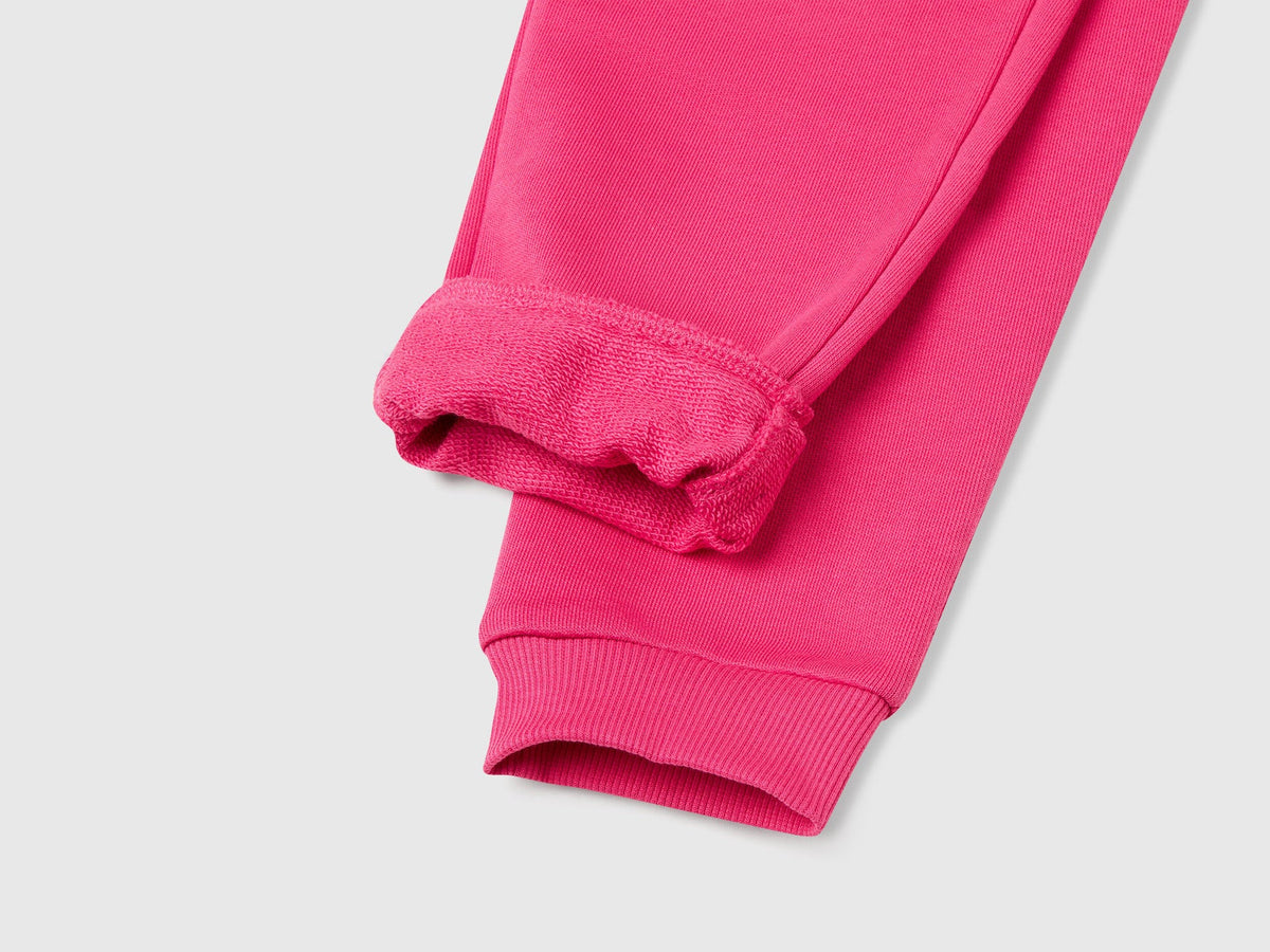 Beneton_Sweatpants with Logo_3J68CF02H_1A2_03